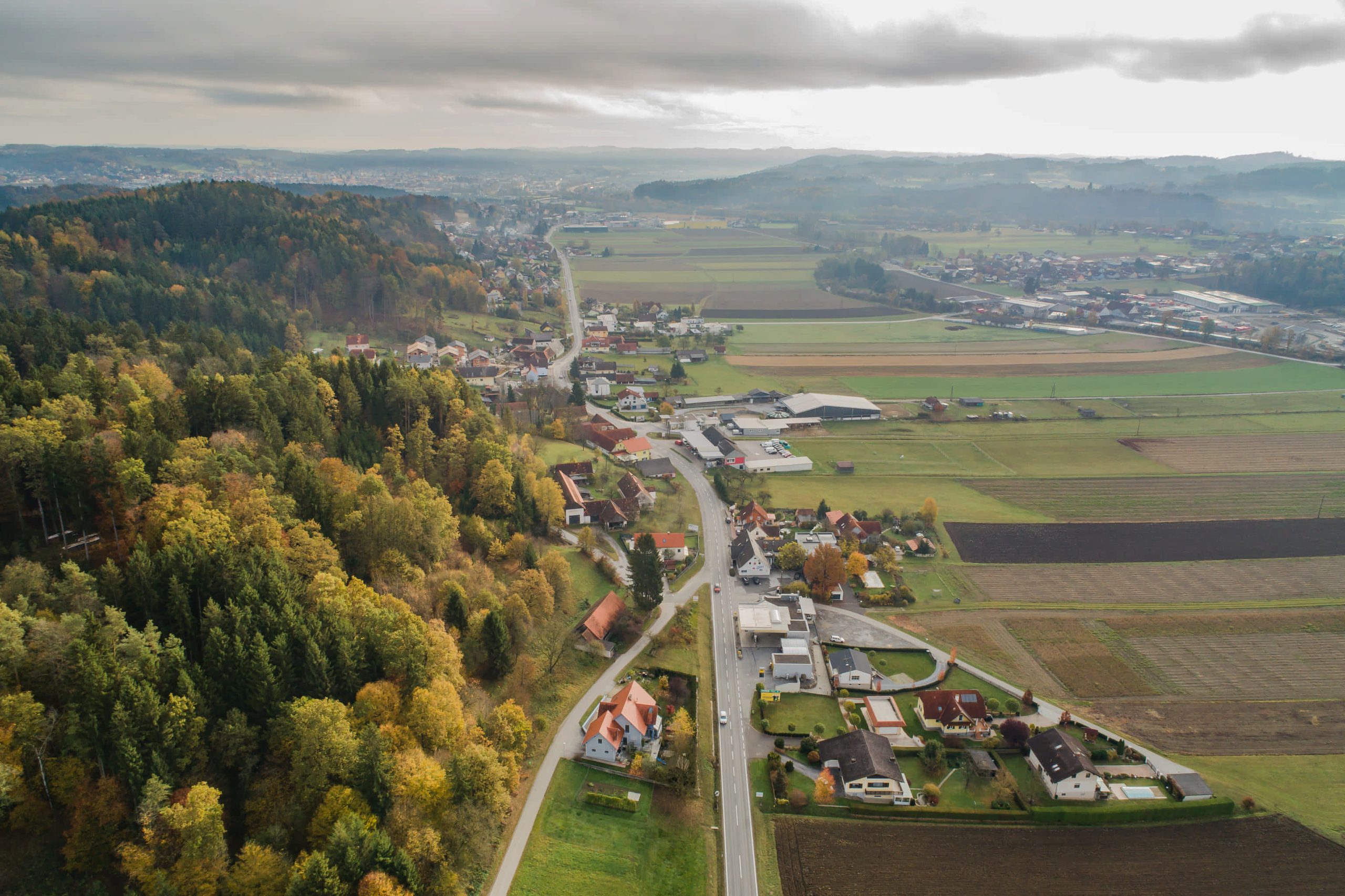 Luftaufnahme des Ortsteils Wilfersdorf der Gemeinde Ludersdorf-Wilfersdorf